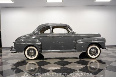 1948 Ford Super Deluxe Coupe