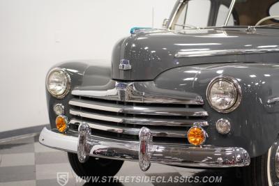 1948 Ford Super Deluxe Coupe