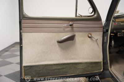 1948 Ford Super Deluxe Coupe