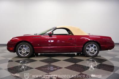 2004 Ford Thunderbird