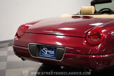 2004 Ford Thunderbird