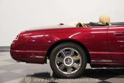 2004 Ford Thunderbird