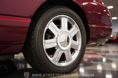 2004 Ford Thunderbird