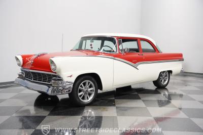 1956 Ford Fairlane Club Sedan