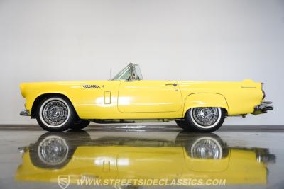 1956 Ford Thunderbird
