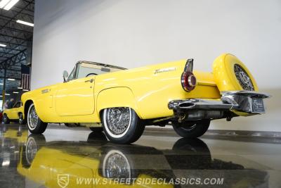 1956 Ford Thunderbird