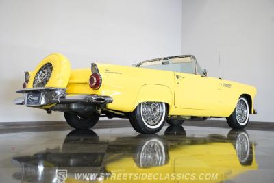 1956 Ford Thunderbird