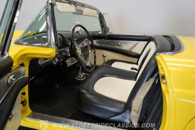 1956 Ford Thunderbird