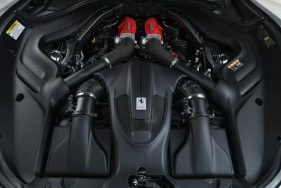 2025 Ferrari ROMA SPIDER