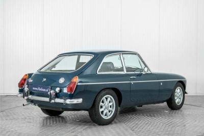 1972 MG B