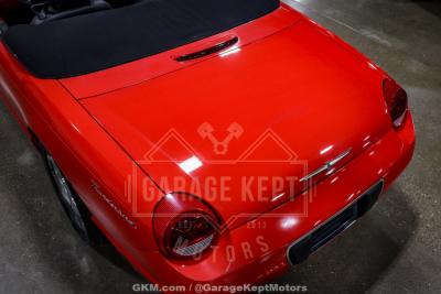 2002 Ford Thunderbird