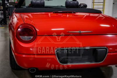 2002 Ford Thunderbird