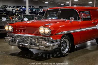 1958 Ponitac Pathfinder