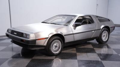 1981 DeLorean DMC-12