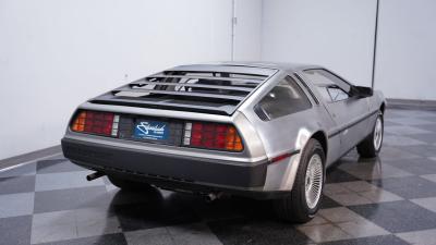 1981 DeLorean DMC-12