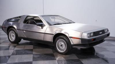 1981 DeLorean DMC-12