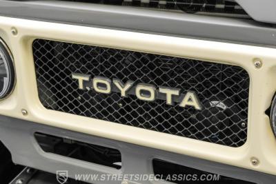 1993 Toyota FJ45 Bandeirante Custom Pickup