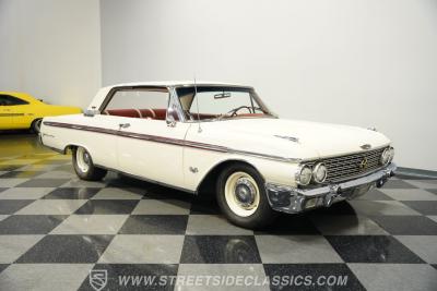 1962 Ford Galaxie 500 Club Victoria Tri-Power