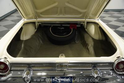 1962 Ford Galaxie 500 Club Victoria Tri-Power