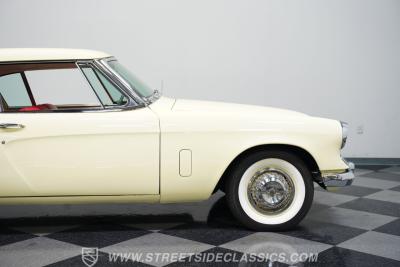 1953 Studebaker Commander Regal Starliner