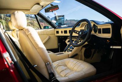 1984 De Tomaso PANTERA GT5