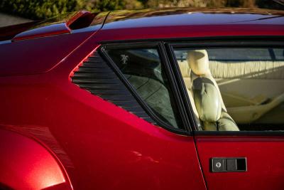 1984 De Tomaso PANTERA GT5