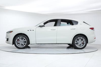 2022 Maserati Levante