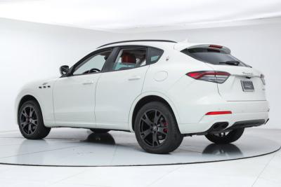 2022 Maserati Levante