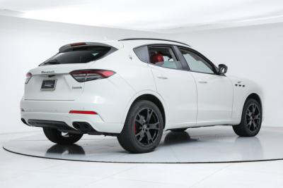 2022 Maserati Levante