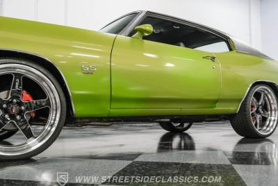 1972 Chevrolet Chevelle SS Tribute Restomod