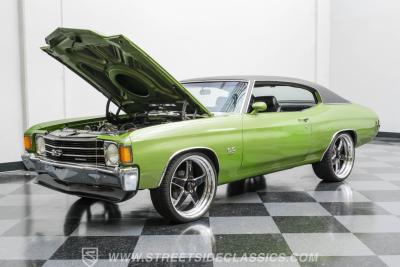 1972 Chevrolet Chevelle SS Tribute Restomod