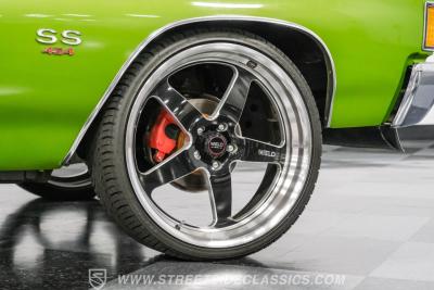 1972 Chevrolet Chevelle SS Tribute Restomod