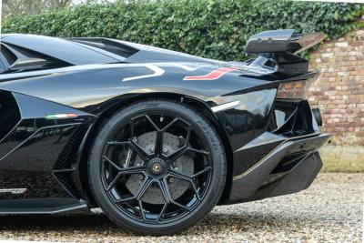 2020 Lamborghini Aventador SVJ Roadster &ldquo;Ad Personam&rdquo;