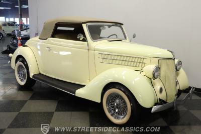 1936 Ford Cabriolet Rumble Seat