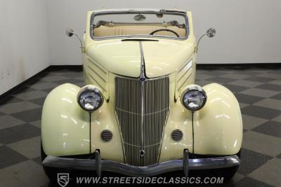 1936 Ford Cabriolet Rumble Seat