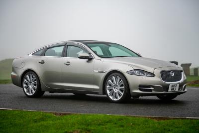 2012 Jaguar XJ Premium Luxury