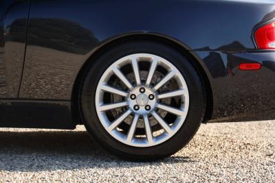 2003 Aston Martin Vanquish 5.9 V12 &ldquo;11.800 Miles&rdquo;