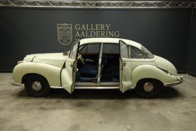 1956 BMW 502 V8 Sedan &ldquo;Barockengel&rdquo; Trade-in-car