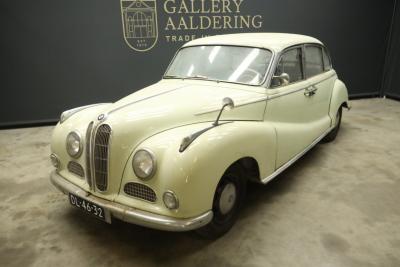 1956 BMW 502 V8 Sedan &ldquo;Barockengel&rdquo; Trade-in-car