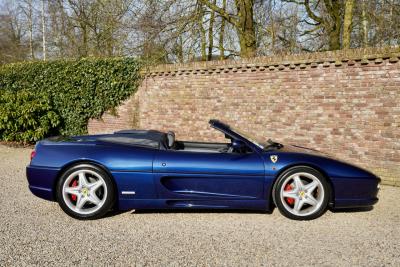 2000 Ferrari F355 Spider F1 &ldquo;15.000 kilometers&rdquo;