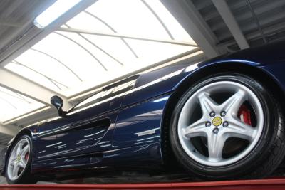 2000 Ferrari F355 Spider F1 &ldquo;15.000 kilometers&rdquo;