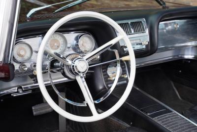 1960 Ford Thunderbird Convertible V8 352 ci