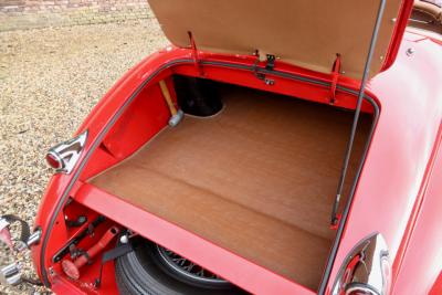 1954 Jaguar XK120 SE OTS &ldquo;Special Equipment&rdquo;