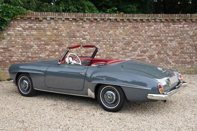 1957 Mercedes - Benz 190 SL Convertible Trade-in-car