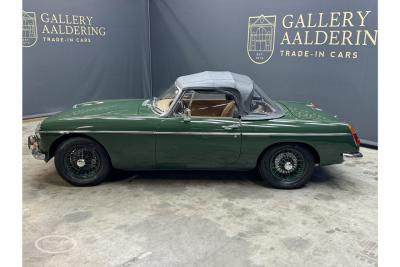1966 MG B Roadster Trade-in-car