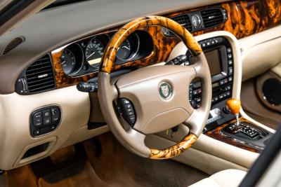 2006 Jaguar 42710 mile XJ6