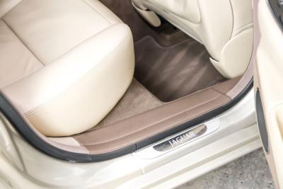 2006 Jaguar 42710 mile XJ6