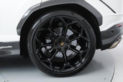 2023 Lamborghini Urus