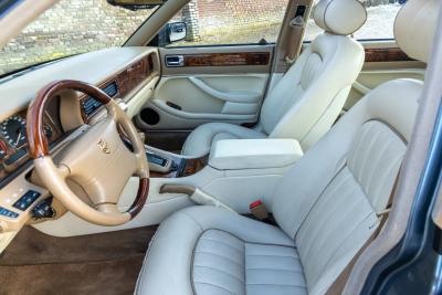 1995 Jaguar XJ6 4.0 Sovereign &ldquo;XJ300&rdquo;