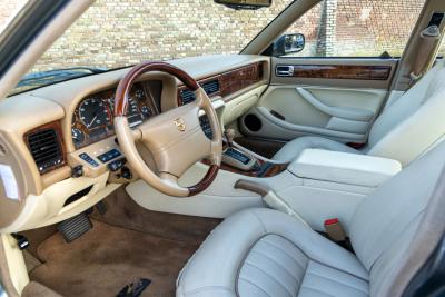 1995 Jaguar XJ6 4.0 Sovereign &ldquo;XJ300&rdquo;